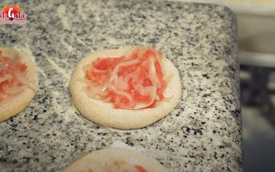 Cocas de cebolla y sobrasada de la Marina!!